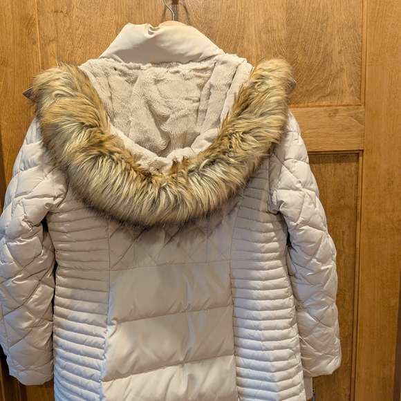 Tan/Cream Color Quilted Coat with Faux Fur Trim, Jones New York, Size XL - Picture 3 of 9